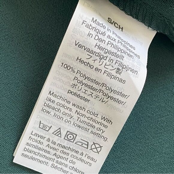 J. Crew Ruffle Blouse Dark Green Golden Buttons Small Academia Chic - Picture 7 of 7